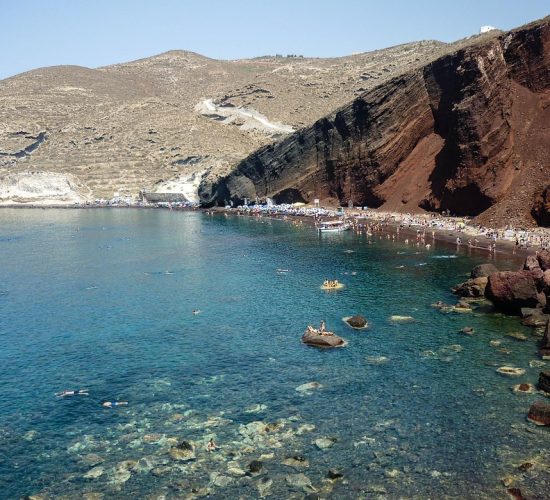 KIMA OIA SUITES
