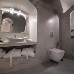 Superior Suite with Hot Tub (3 Adults)