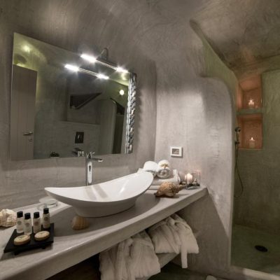 Junior Suite with Hot Tub (2 Adults)