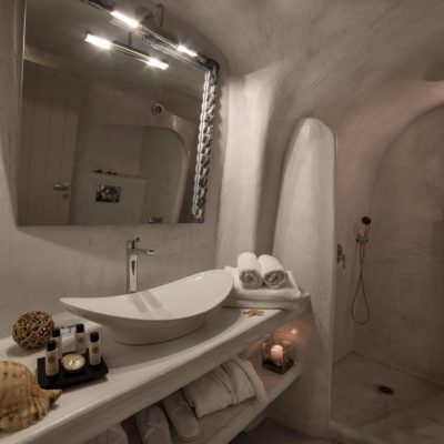 Junior Suite with Hot Tub (2 Adults)