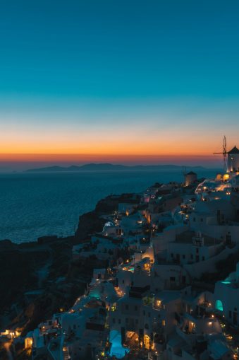 KIMA OIA SUITES